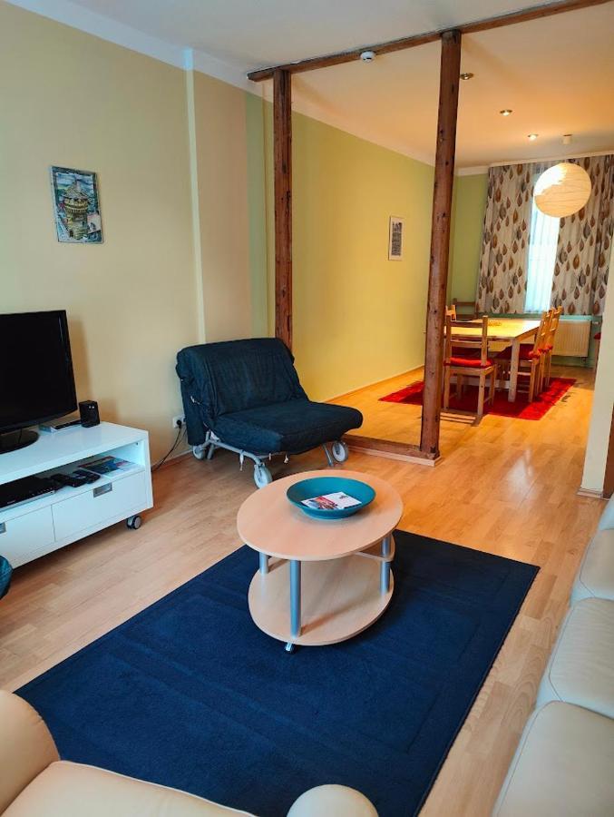 ורניגרוד Ferienwohnung Rustica מראה חיצוני תמונה