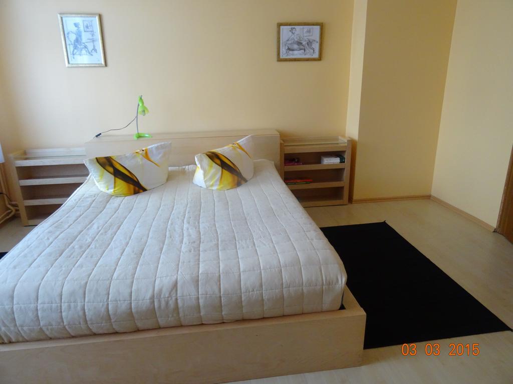 ורניגרוד Ferienwohnung Rustica חדר תמונה